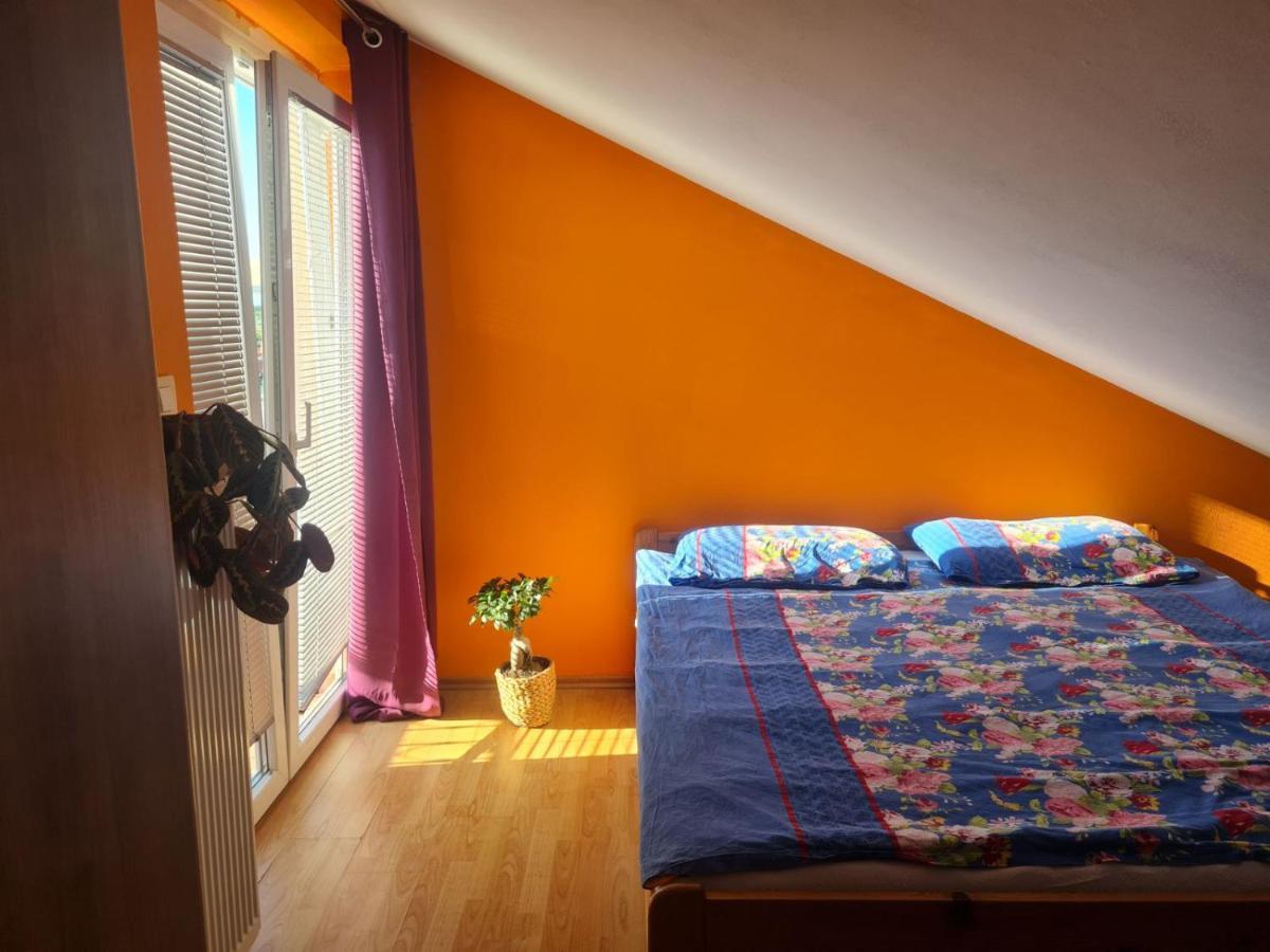 Apartments Dilja Malinska Esterno foto