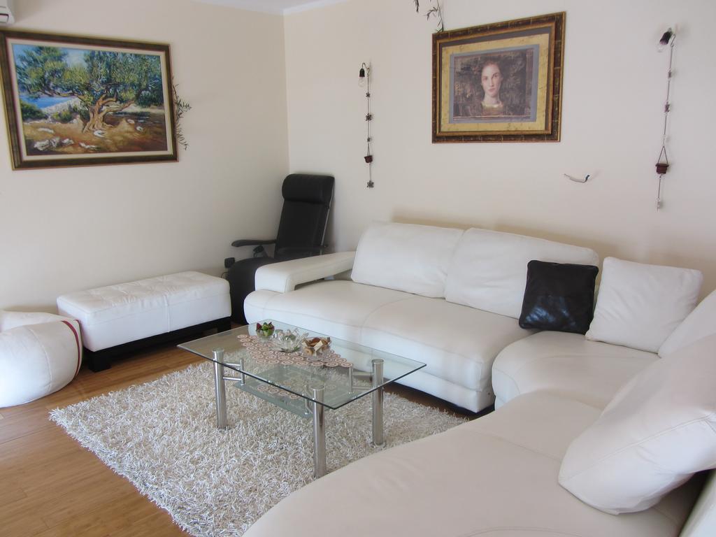 Apartments Dilja Malinska Camera foto